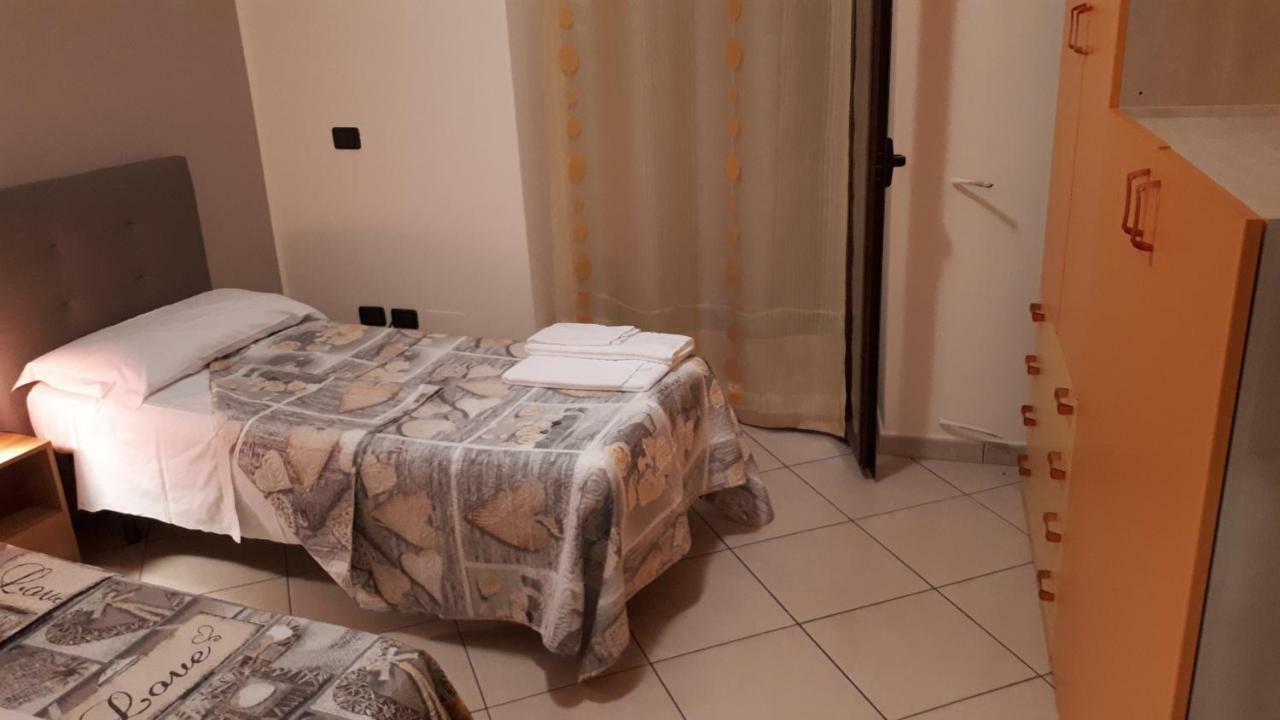 Casa Vacanza "La Chiazza Di Grutti" Grotte  Kültér fotó
